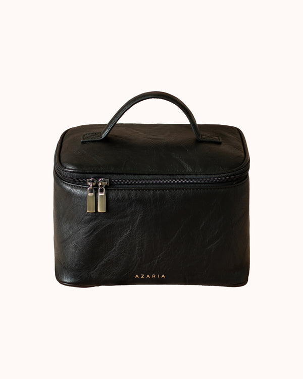 <span data-behavior="variable-product_title" data-variant_id='40382651859136'>Madeleine Vegan Leather Beauty Bag
</span>