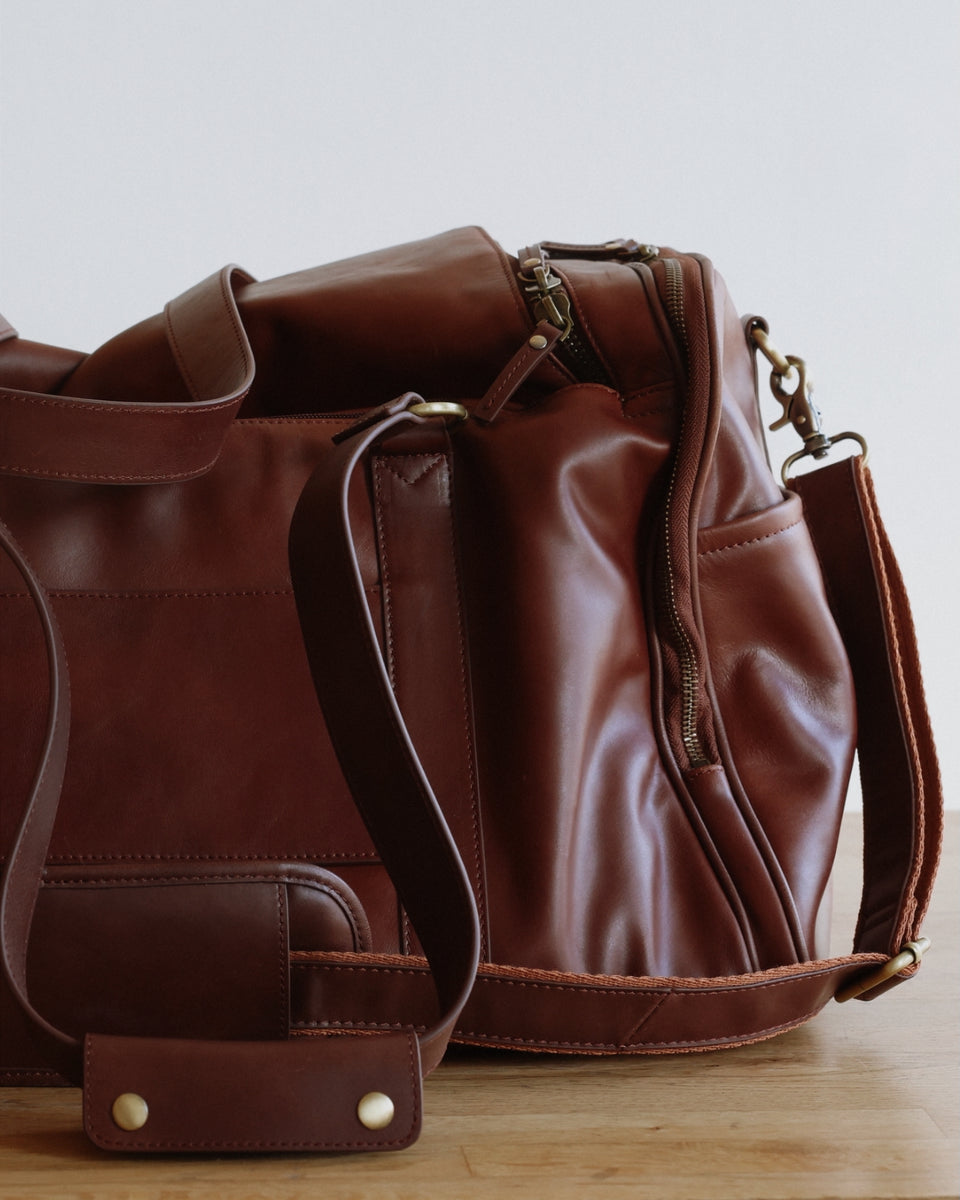 Madeleine Luxe Leather Weekender Bag – AZARIA