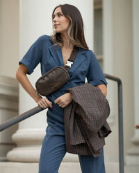 amiur wide belt bag 美品 amiur wide belt bag 美品の通販 by もこの部屋｜ラクマ