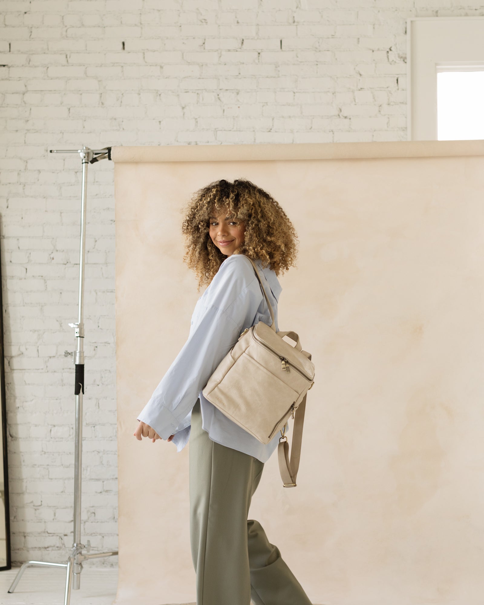 Small Vegan Leather Backpack - La Mère Petite – AZARIA