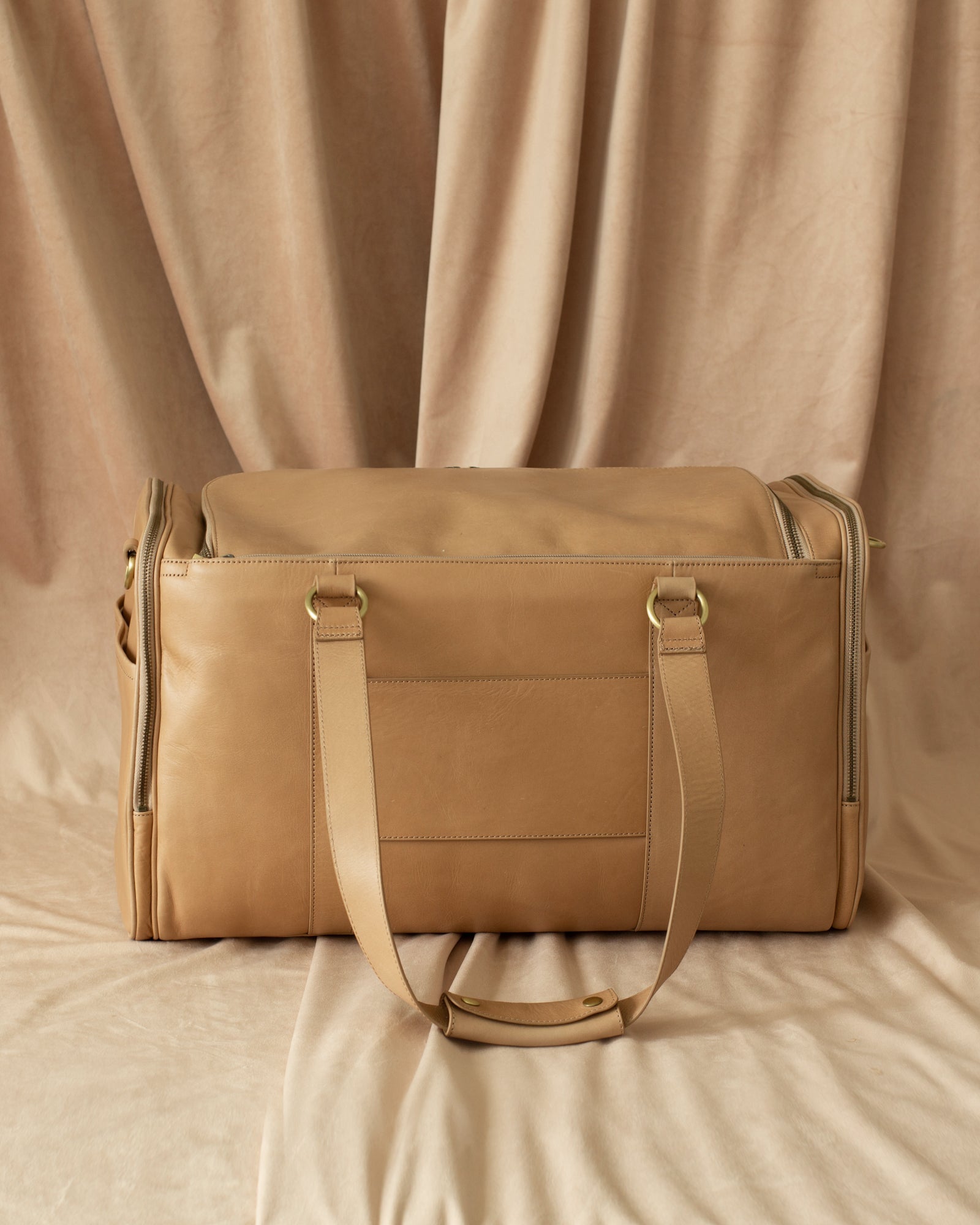Madeleine Luxe Leather Weekender Bag – AZARIA