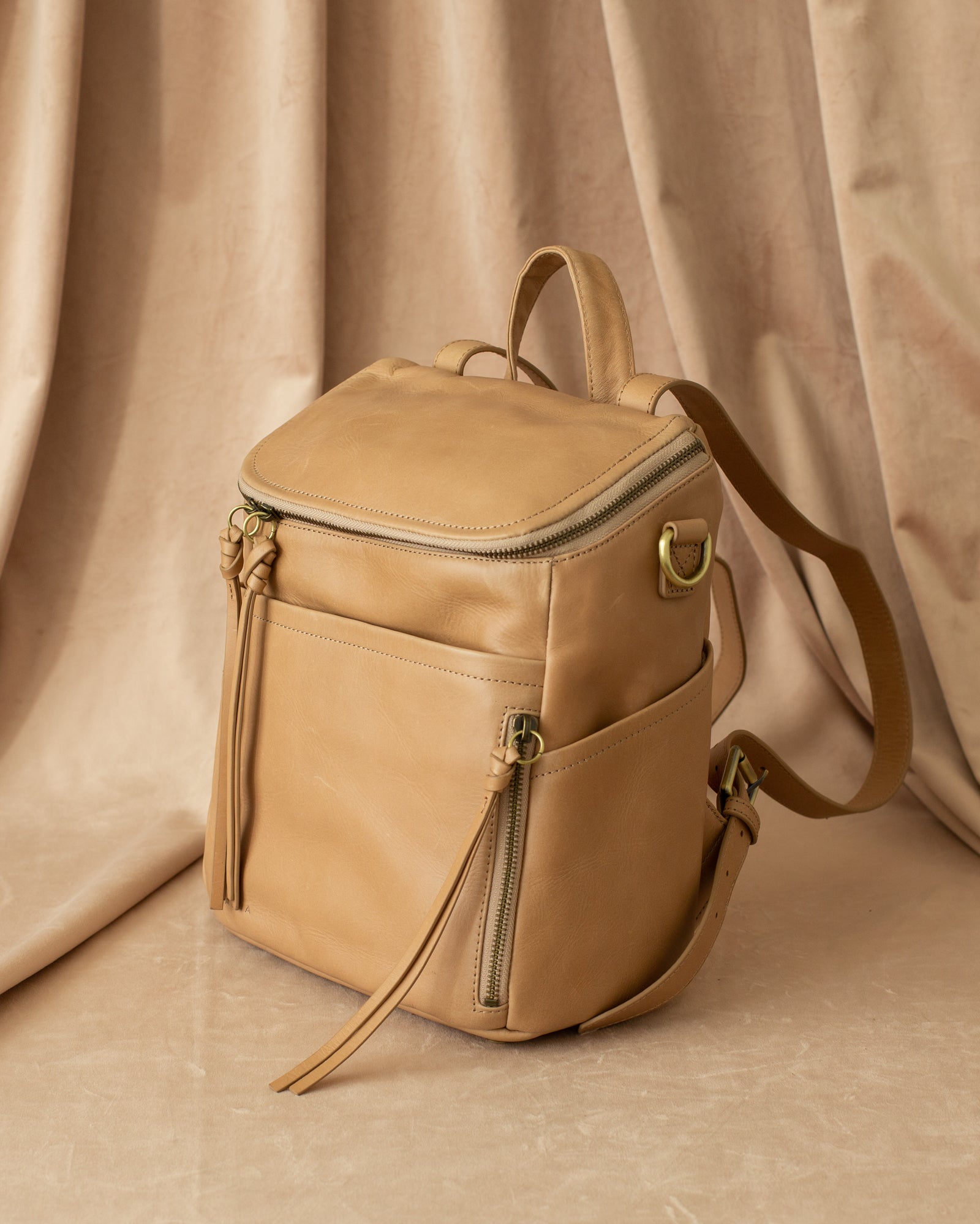 La Mère Luxe Leather Backpack Petite – AZARIA